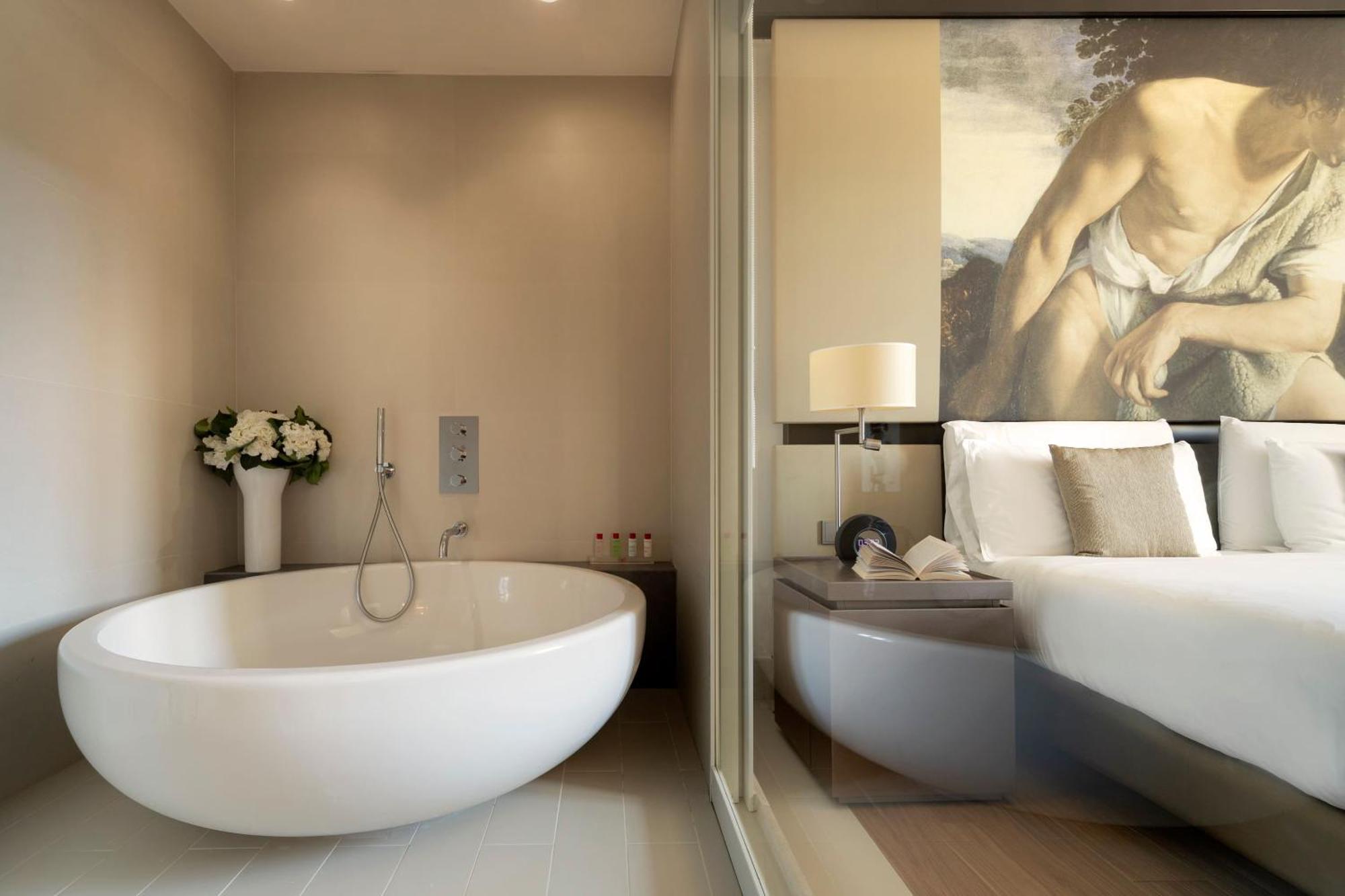 Renaissance Suite Spa Access